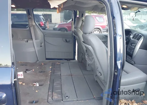 2006 Chrysler Town & Country Touring z USA, uszkodzony, nr VIN 2A8GP54L86R625085